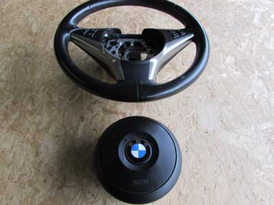 BMW Sport Steering Wheel w/ Airbag 32346774458 525i 525xi 528i 528xi 530i 535i 550i 650i E60 E637
